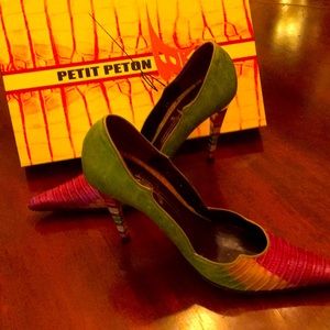 Women shoe size 6.0/36